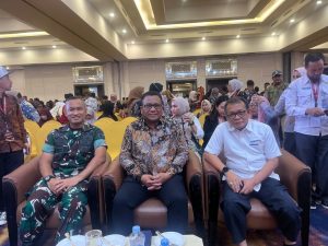 Pilkada Tahun 2024 Sukses Digelar, KPU Sultra Evaluasi dan Apresiasi Kinerja Penyelenggara, Asril Ketua KPU Sultra : Kami Bersyukur dan Bangga karena Kita Mampu Melaksanakan Seluruh Tahapan Pilkada 2024 Dengan Baik dan Sesuai dengan Aturan yang Berlaku