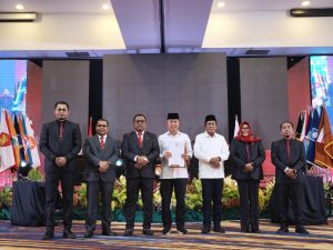 KPU Sultra Resmi Tetapkan Pasangan Terpilih Gubernur dan Wakil Gubernur Periode 2025-2030