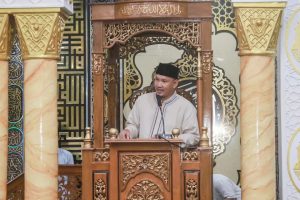 Wakil Wali Kota Kendari Ajak Warga Perkuat Kebersamaan, Safari Ramadhan di Masjid Alza Annur