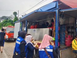 Dapur Umum dan Tenda Pengungsian Didirikan  Pemkot Kendari Bagi Ratusan Korban Banjir Kali Wanggu