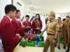 12 Siswa Sultra Belajar di SMA Unggulan  Garuda.  Kita Harus Bersyukur dan Berterima Kasih Kepada Bapak Presiden. Sultra Menjadi Salah Satu Dari Empat Provinsi yang Memiliki SMA Unggul Garuda